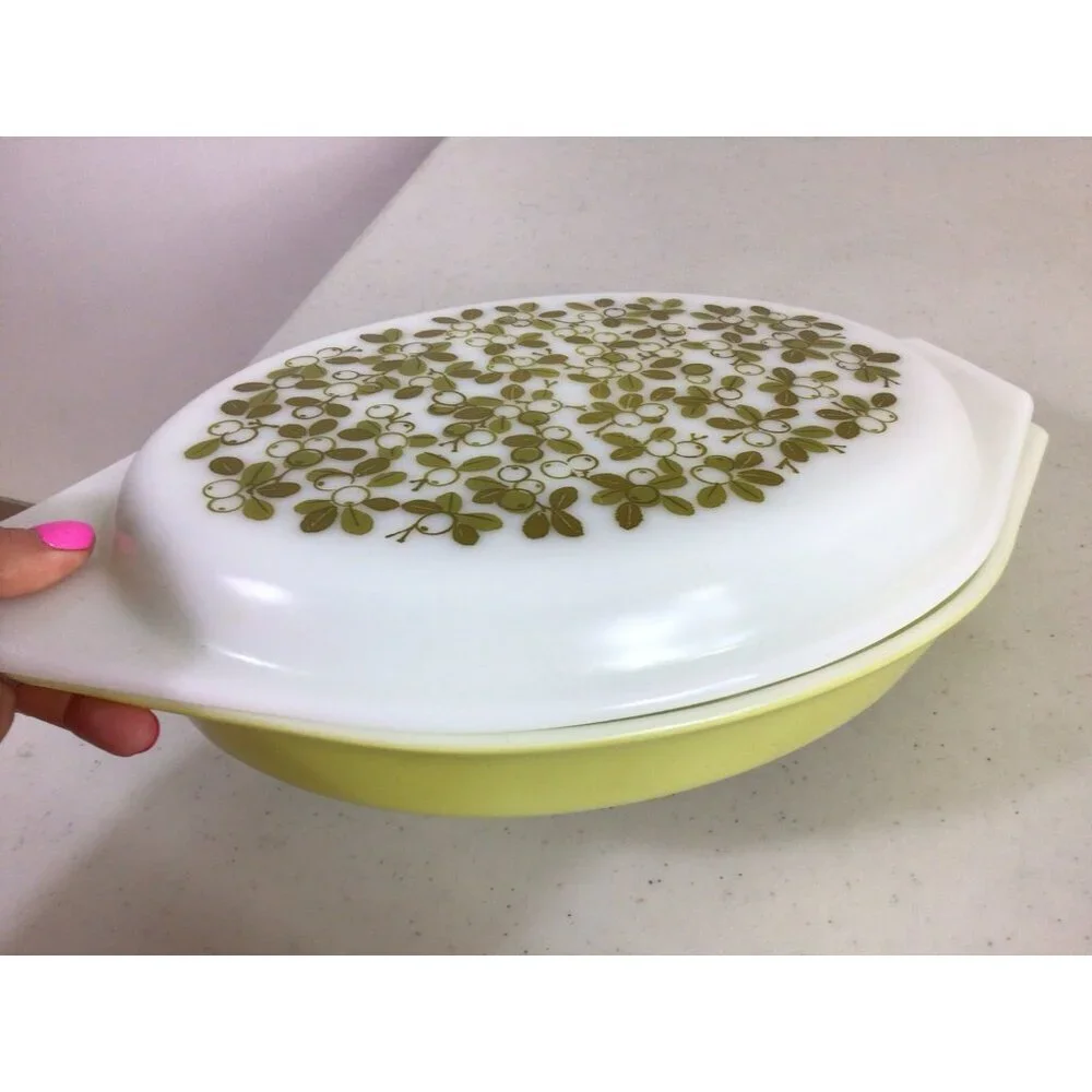 Vintage Pyrex Green Floral Oval Casserole Dish Made Usa